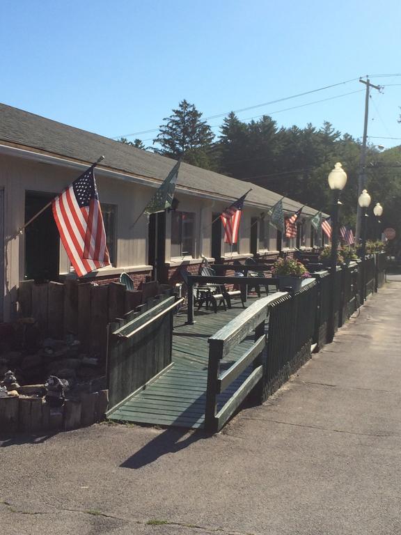 Lincoln Log Colony Hotel Lake George Bilik gambar