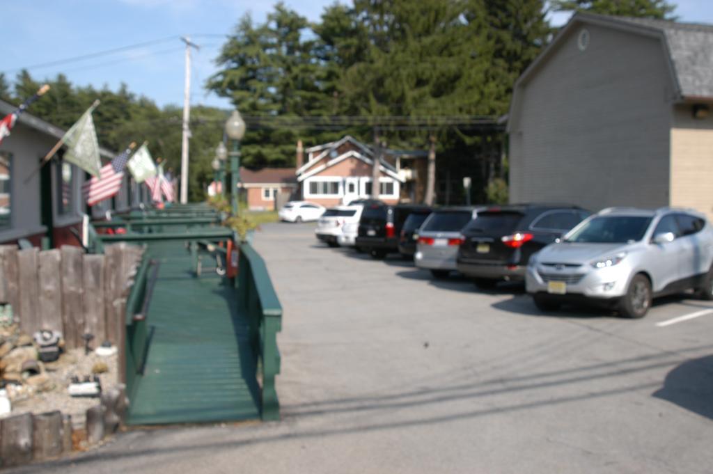 Lincoln Log Colony Hotel Lake George Bilik gambar