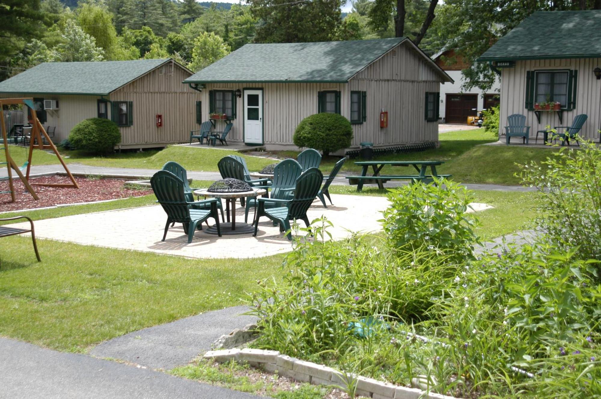 Lincoln Log Colony Hotel Lake George Bilik gambar