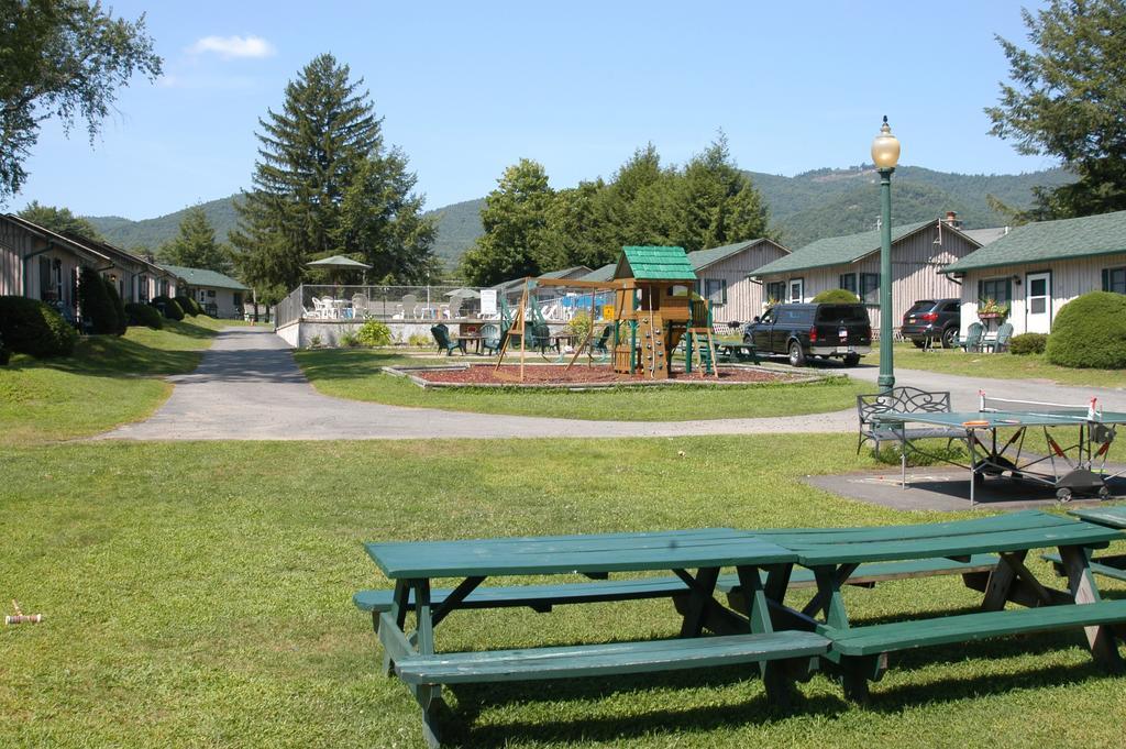 Lincoln Log Colony Hotel Lake George Luaran gambar