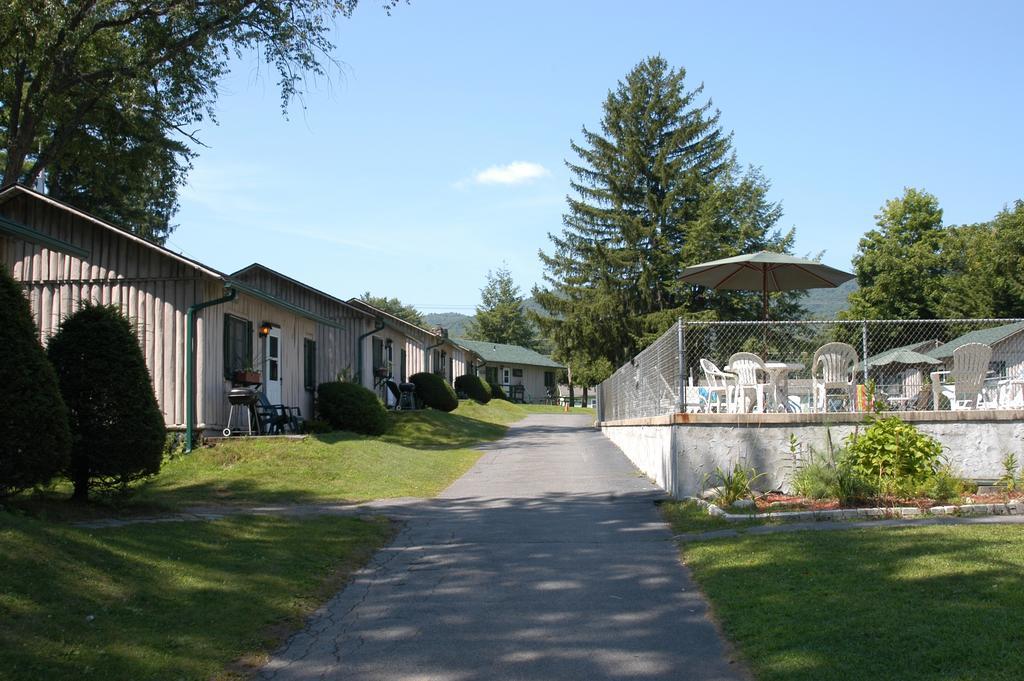 Lincoln Log Colony Hotel Lake George Luaran gambar
