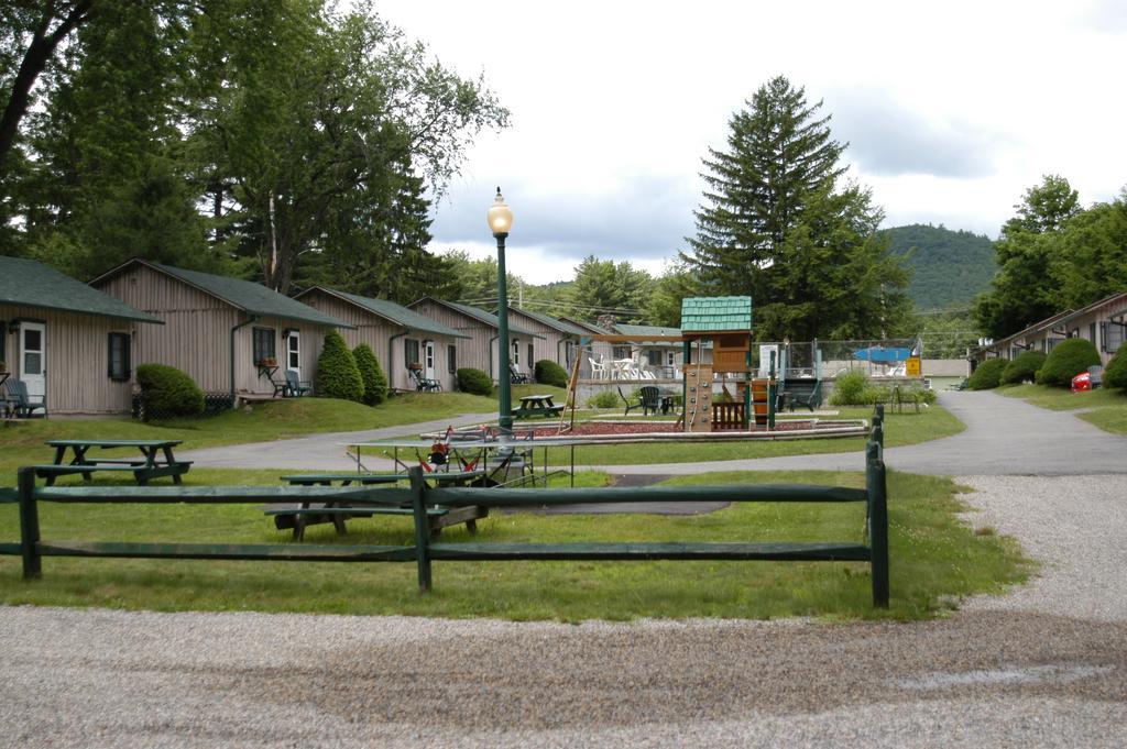 Lincoln Log Colony Hotel Lake George Luaran gambar