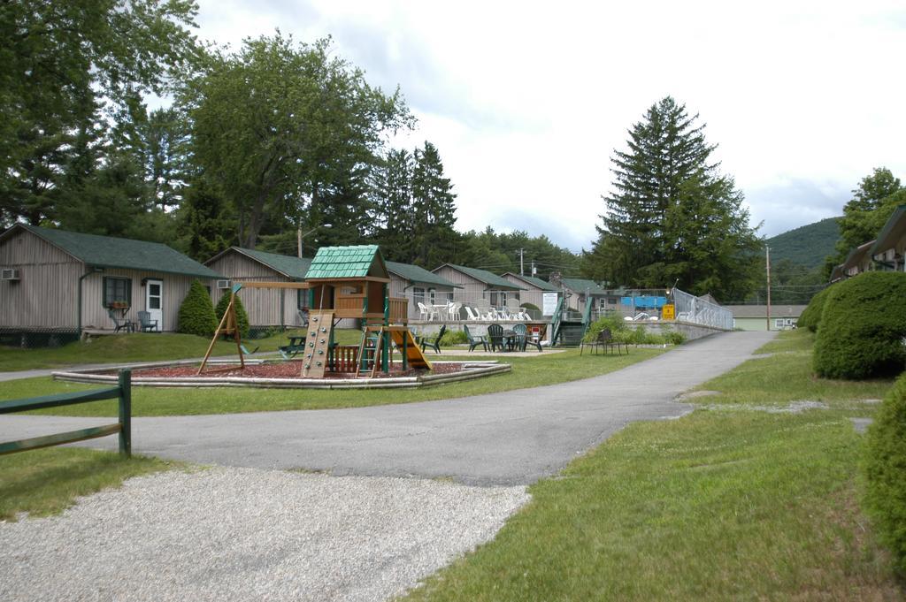Lincoln Log Colony Hotel Lake George Luaran gambar