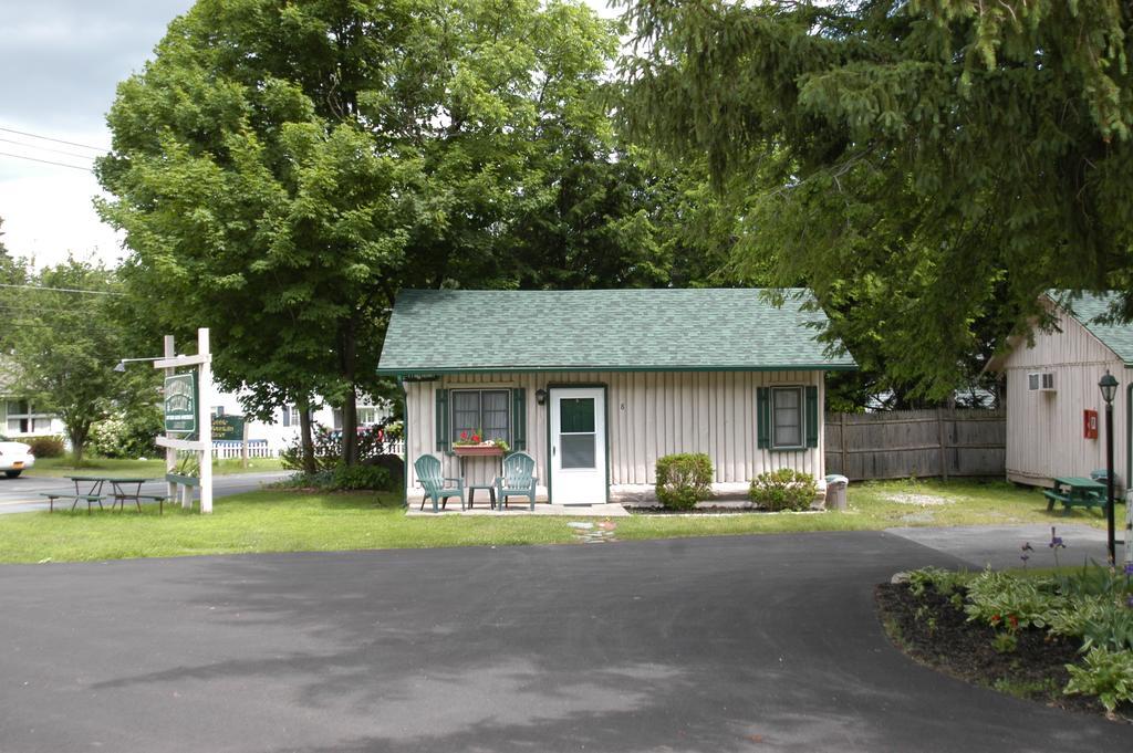 Lincoln Log Colony Hotel Lake George Bilik gambar