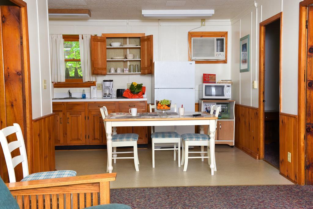 Lincoln Log Colony Hotel Lake George Luaran gambar