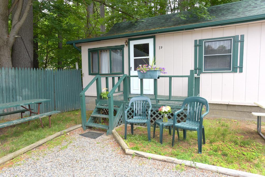 Lincoln Log Colony Hotel Lake George Luaran gambar